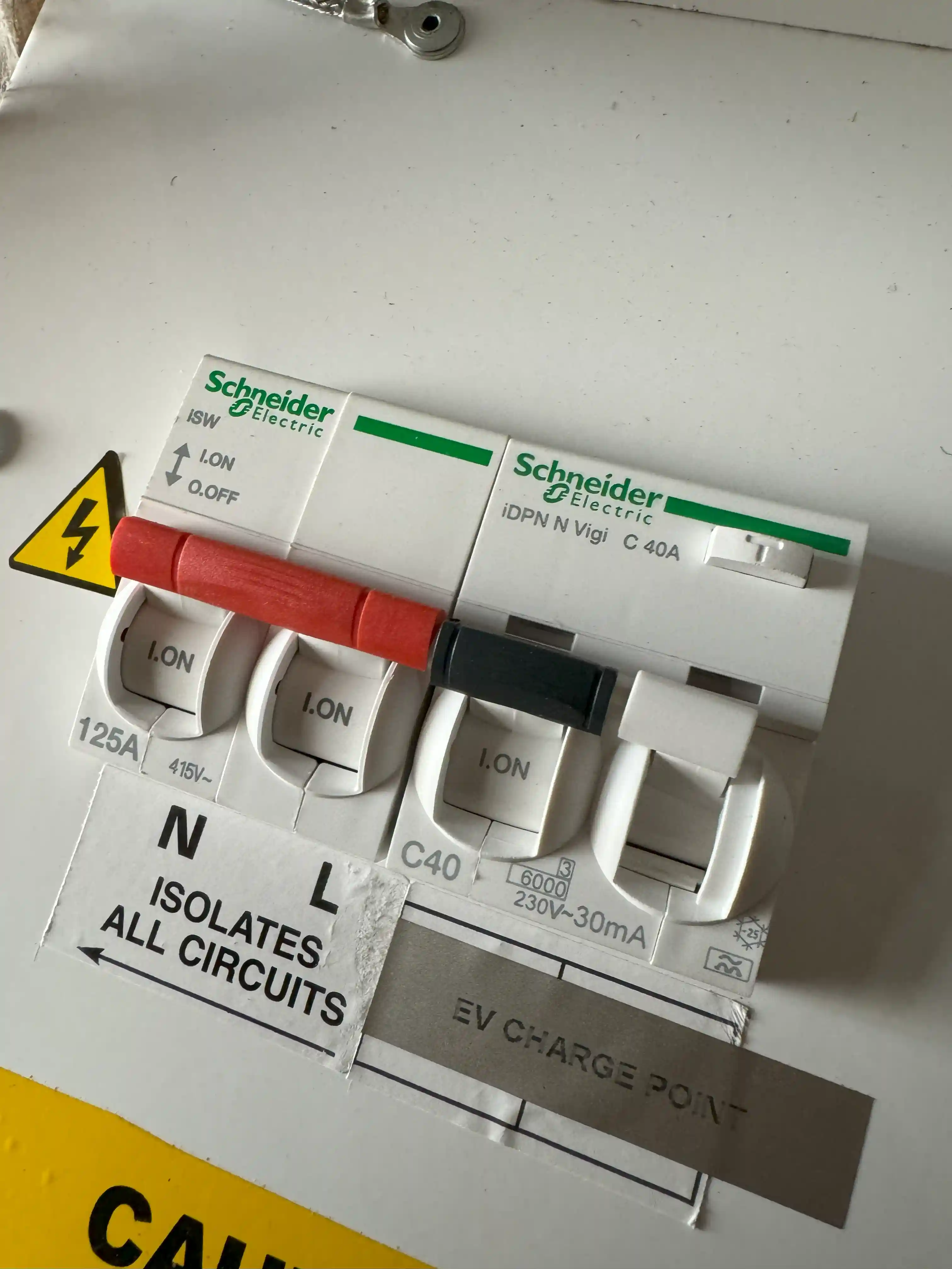 Emergency Electrician near West London